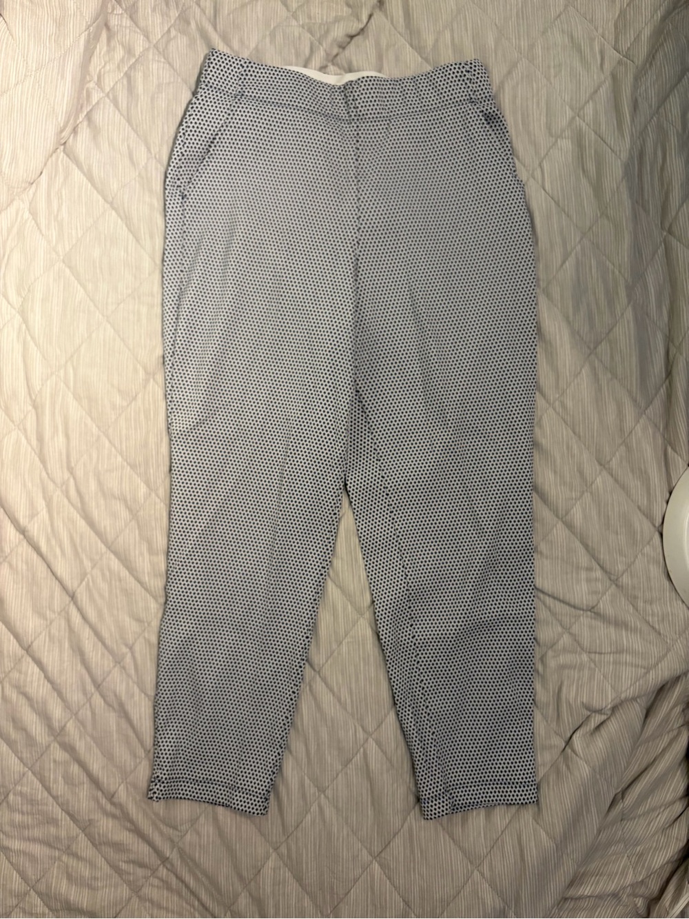 Max Studio White and Navy Patterned Waistband Pants